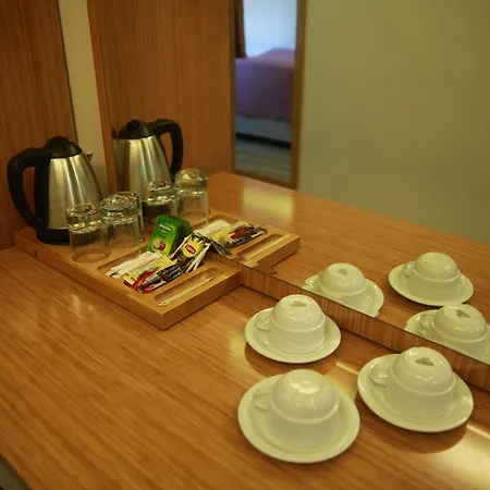 Black Tulip Отель