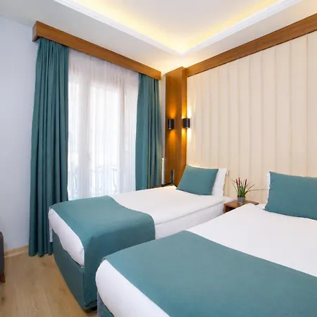 Hotell Black Tulip 4*