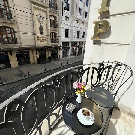 Weingart Black Tulip Istanbul