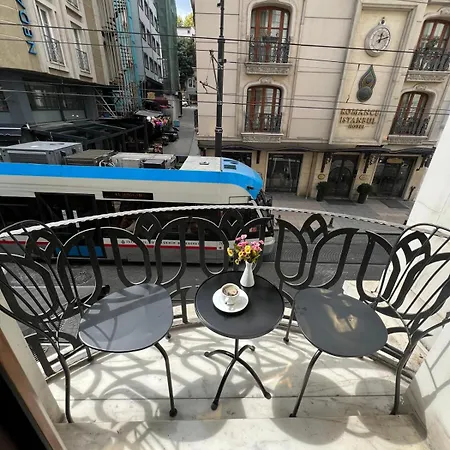 Weingart Black Tulip 4* Istanbul