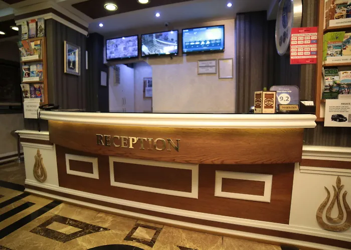 Black Tulip Hotell 4*