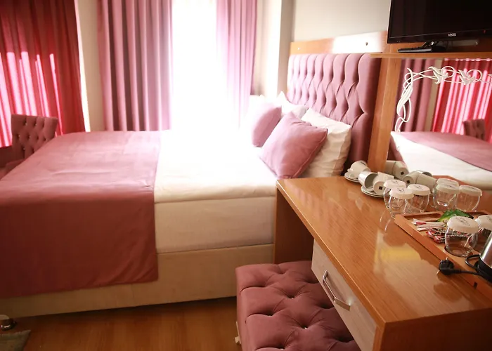 Black Tulip Отель 4*